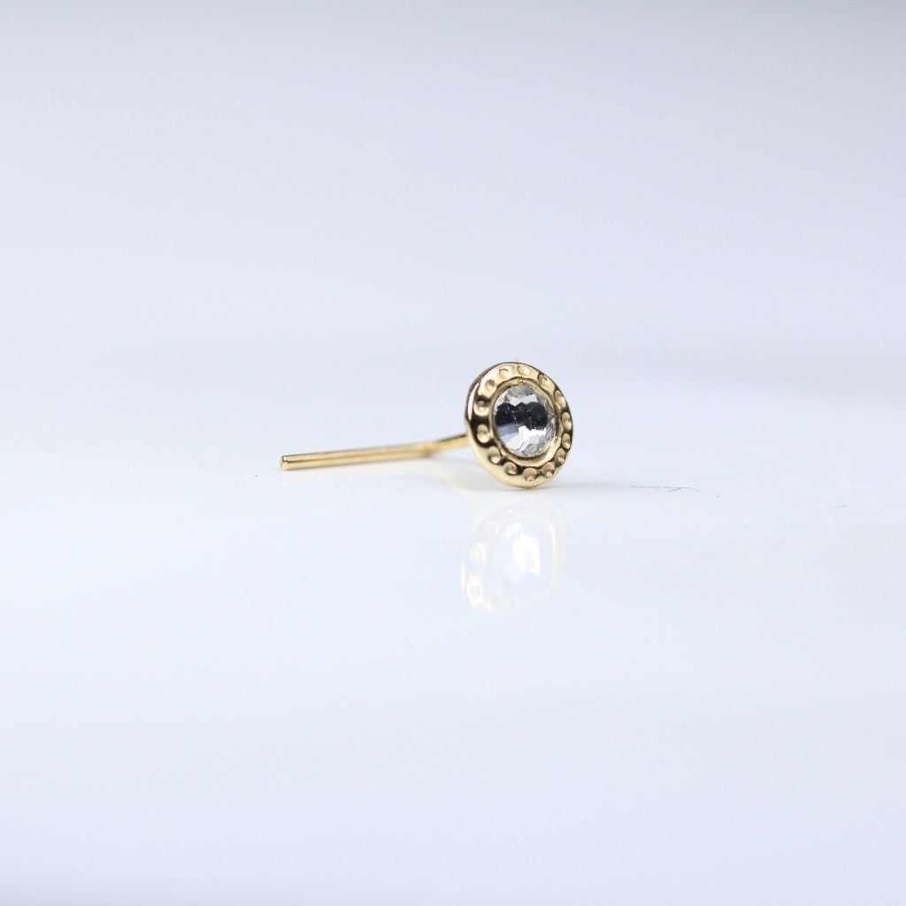9ktGold Nose Piercing With Clear Crystal Gem 22gauge New 25$